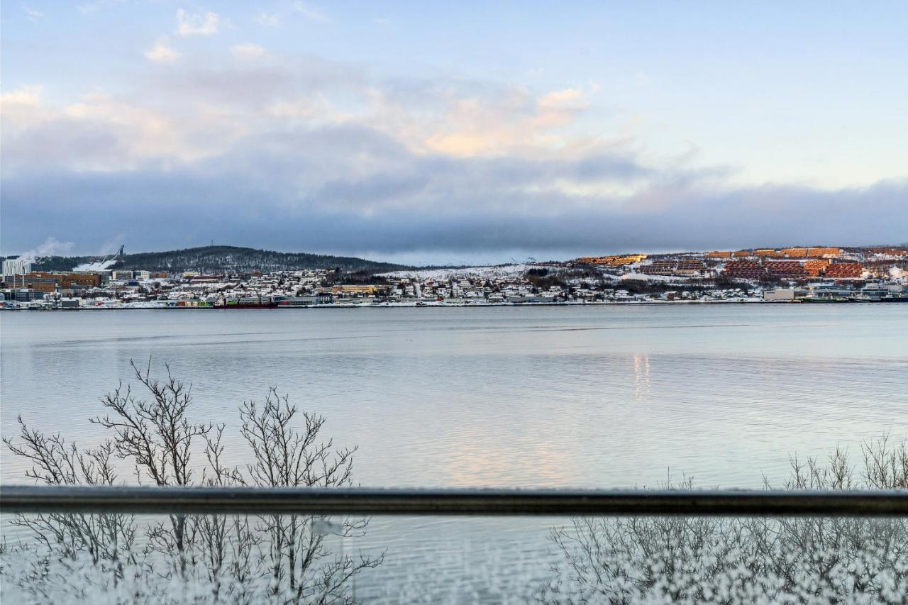 Oceanfront Penthouse Duplex Wamazing View! Apartment Tromsø Exterior foto